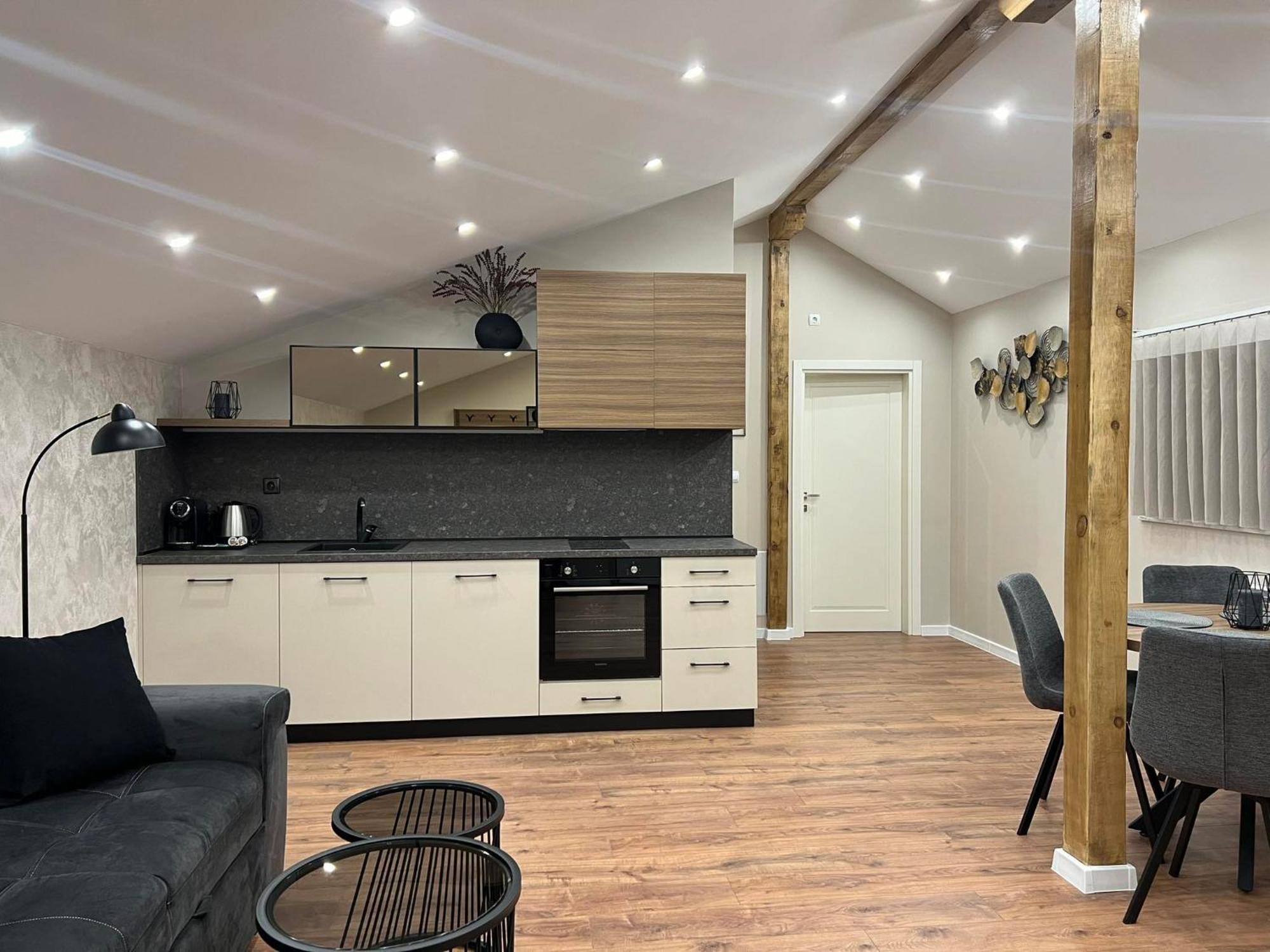 Хотел Vip Apart House Pleven Exterior foto